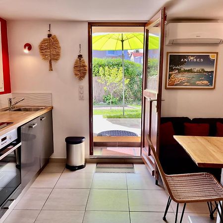 Appartement Deux Pieces Donnant Sur Un Jardin Antibes Exteriér fotografie